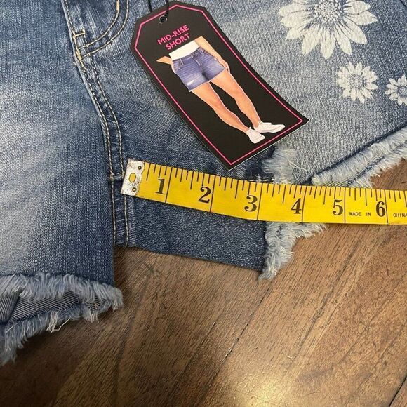 NOBO Jean Shorts - Picture 7 of 7